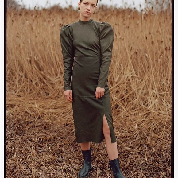 GESTUZ
VILEAGZ LEATHERDRESS
DK 38
Dark Olive NWT - Picture 7 of 15